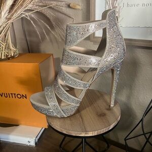 Steve Madden heels wore for only 2 hours